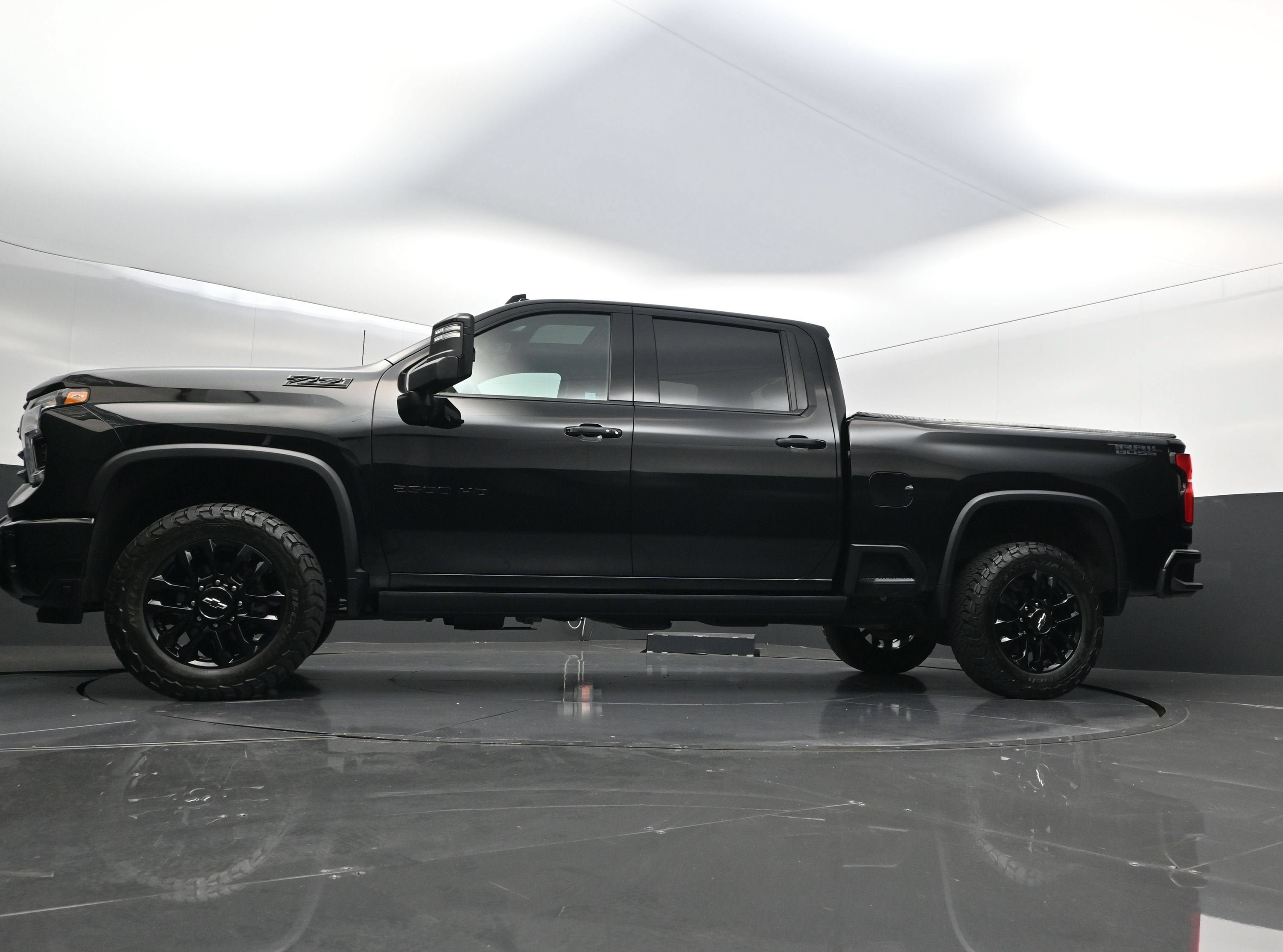 Used 2025 Chevrolet Silverado 2500 LTZ w/ Trail Boss Package AWD/4WD image 47