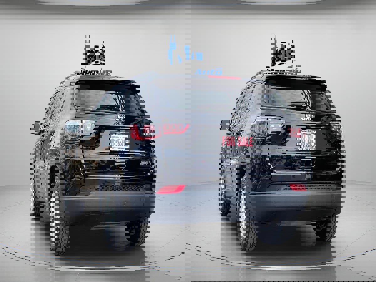 Used 2018 Jeep Compass Sport image 7