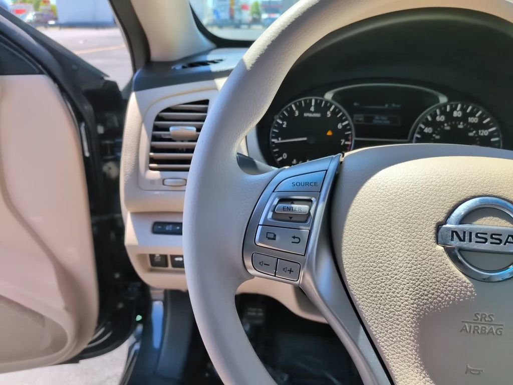 Used 2015 Nissan Altima 2.5 S w/ Power Driver Seat Package FWD image 19