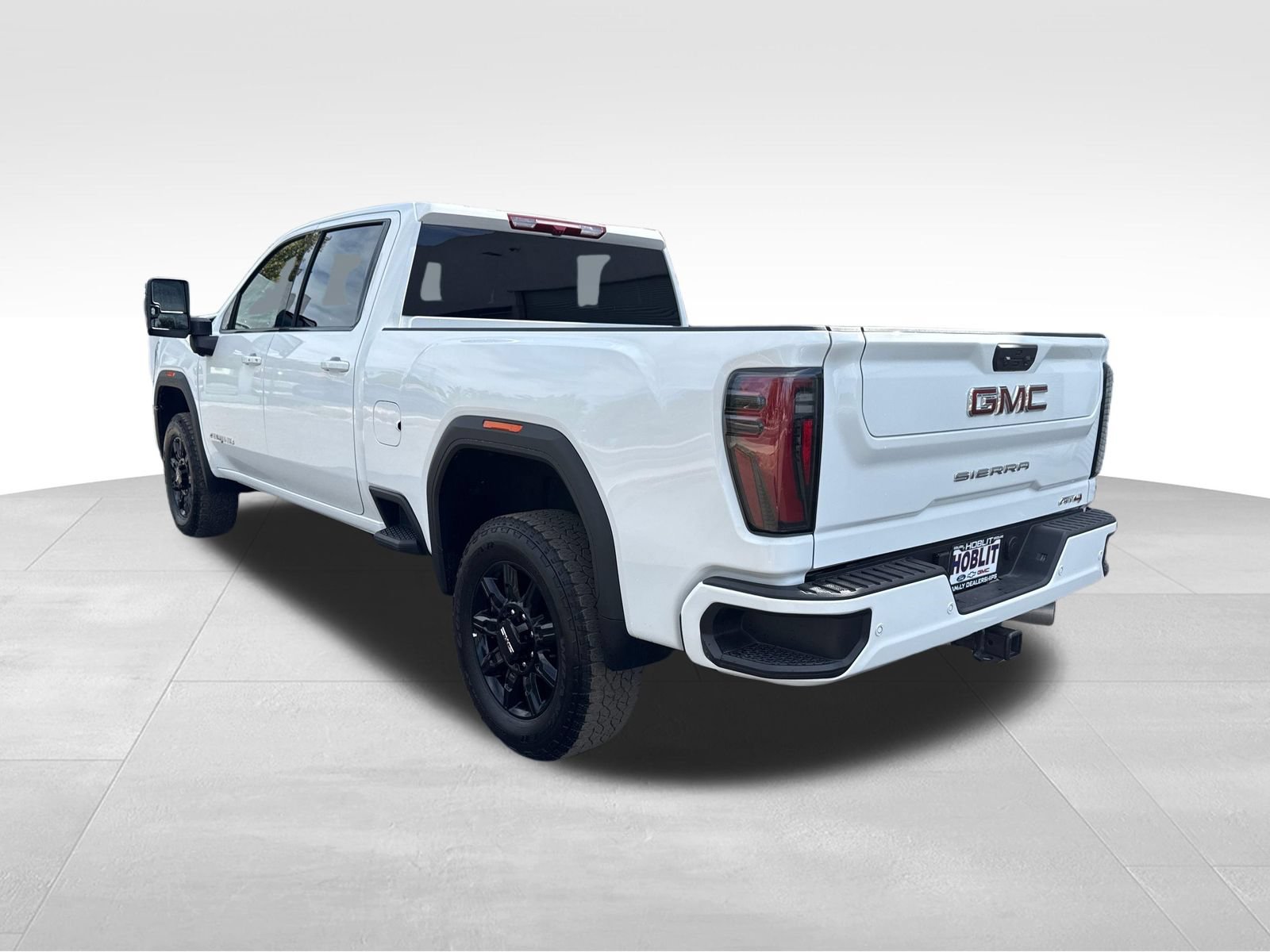 Used 2026 GMC Sierra 2500 AT4 AWD/4WD image 3