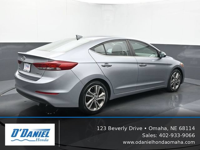 Used 2017 Hyundai Elantra Limited w/ Limited Ultimate Package 09 FWD image 6
