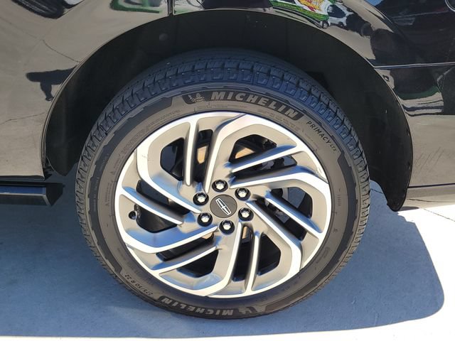 Certified 2025 Lincoln Navigator Reserve AWD/4WD image 14