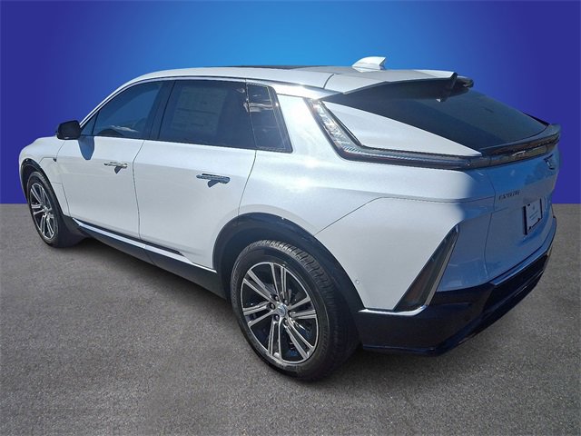 New 2026 Cadillac Lyriq Luxury image 6