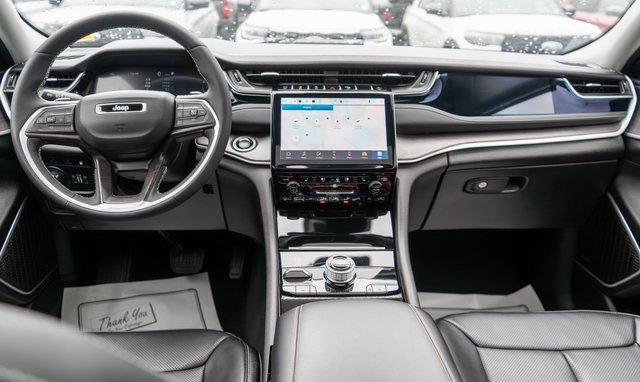 Used 2024 Jeep Grand Cherokee Limited 4xe w/ Luxury Tech Group II image 15