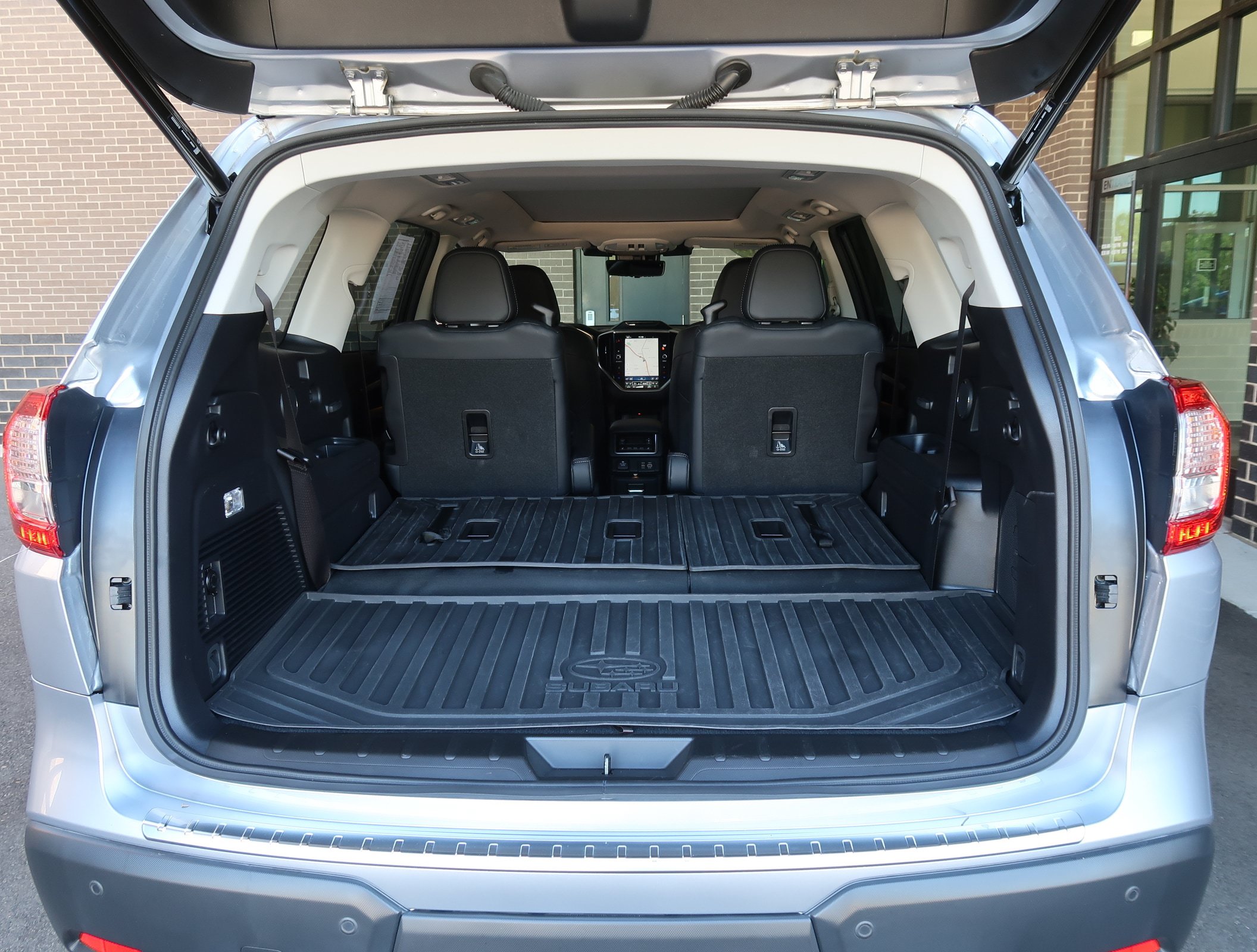 Used 2024 Subaru Ascent Touring w/ Popular Package #2 AWD/4WD image 36