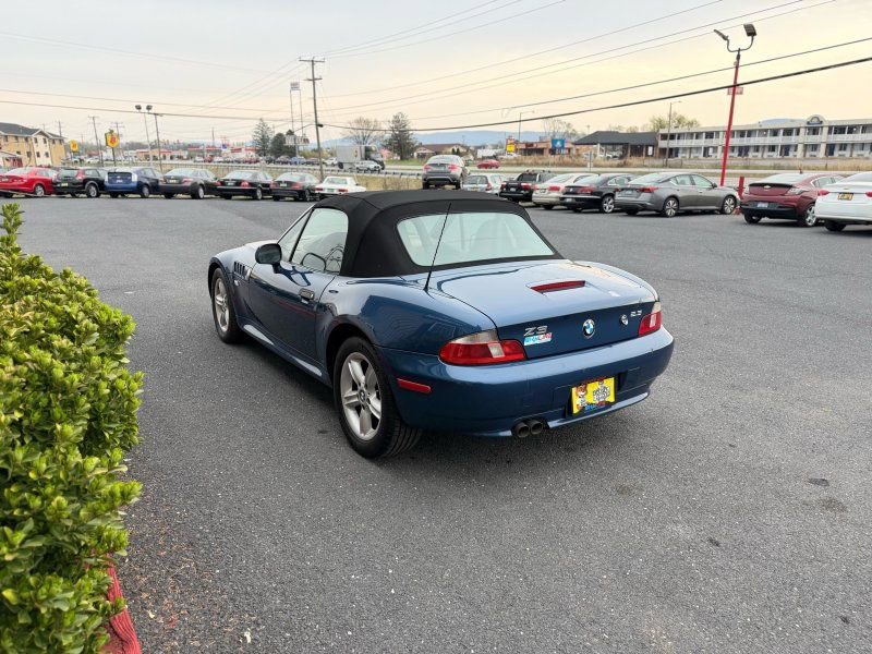 Used 2000 BMW Z3 2.5i RWD image 4