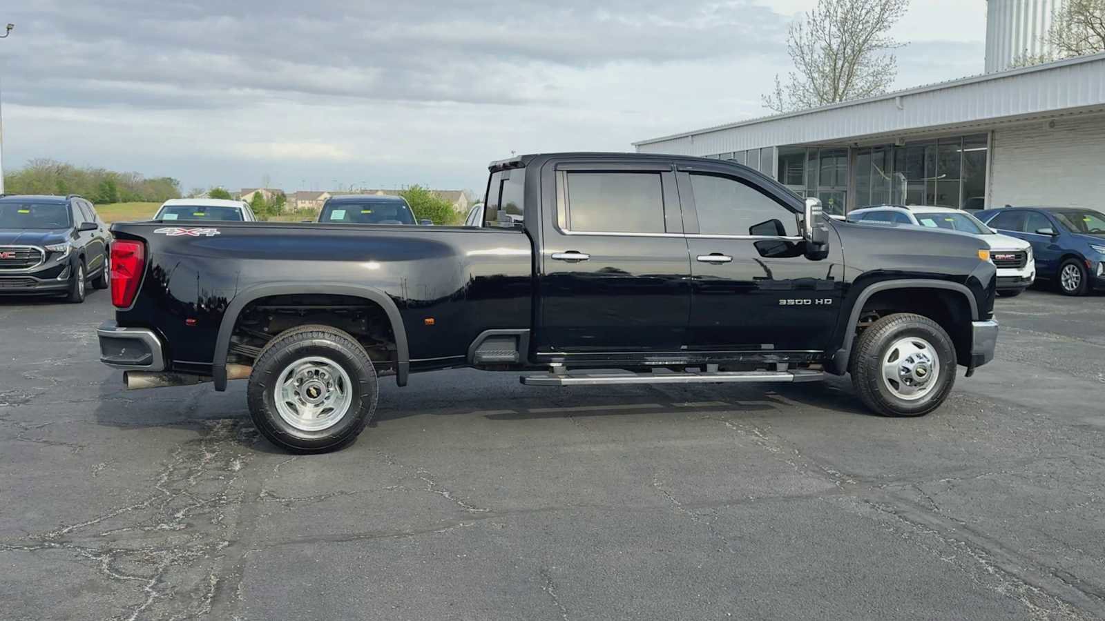 Certified 2020 Chevrolet Silverado 3500 LTZ w/ LTZ Plus Package AWD/4WD image 9