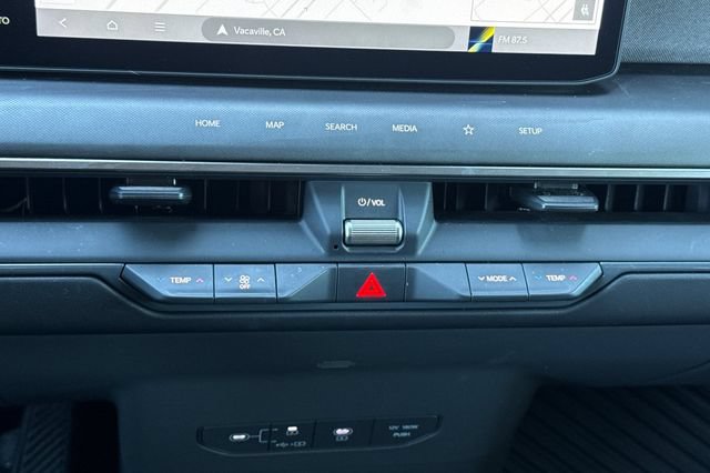 Certified 2024 Kia EV9 Light Long Range RWD image 28