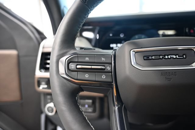 New 2026 GMC Yukon XL Denali Ultimate w/ LPO, Floor Liner Package AWD/4WD image 29