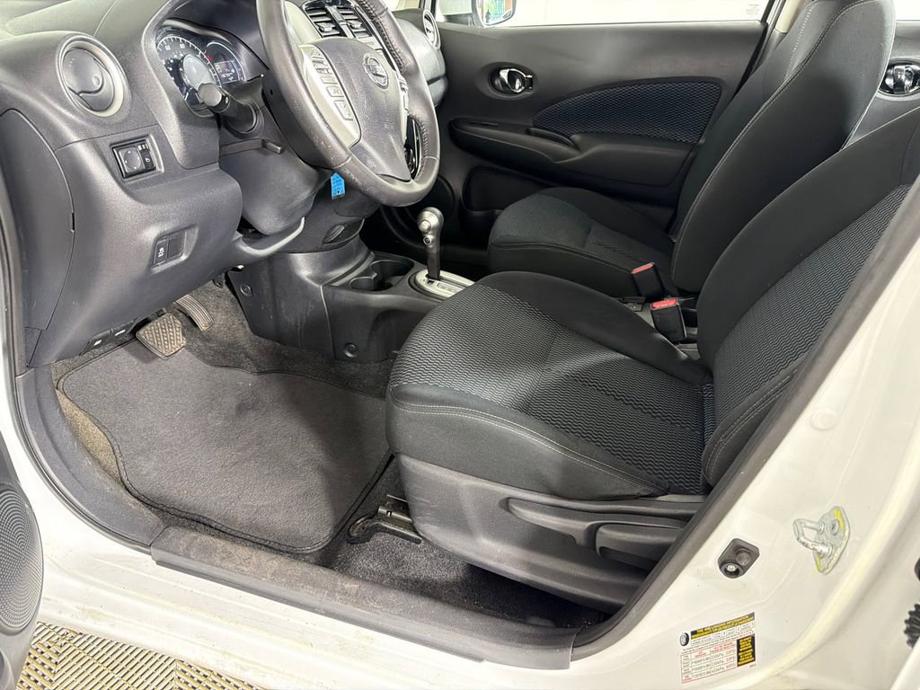 Used 2016 Nissan Versa Note SV FWD image 9