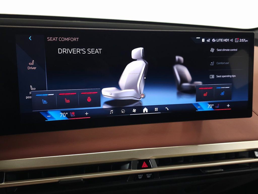 Used 2026 BMW iX xDrive45 image 23