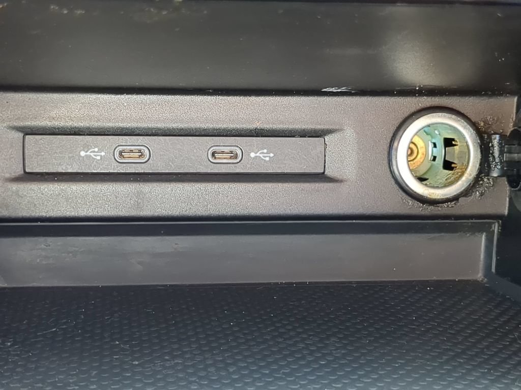 Certified 2024 Volkswagen Taos S FWD image 22