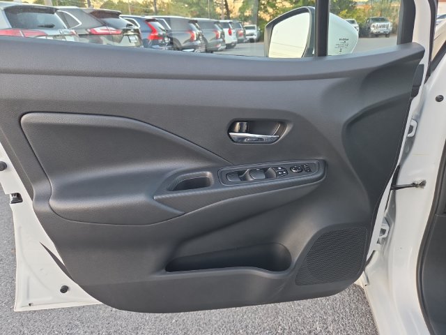 Used 2025 Nissan Versa SV w/ Trunk Package FWD image 11