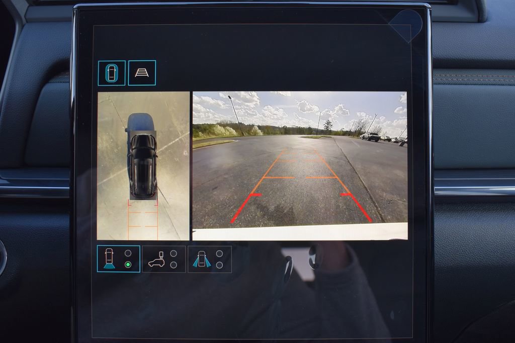 New 2026 GMC Terrain AT4 w/ Convenience Package III image 20