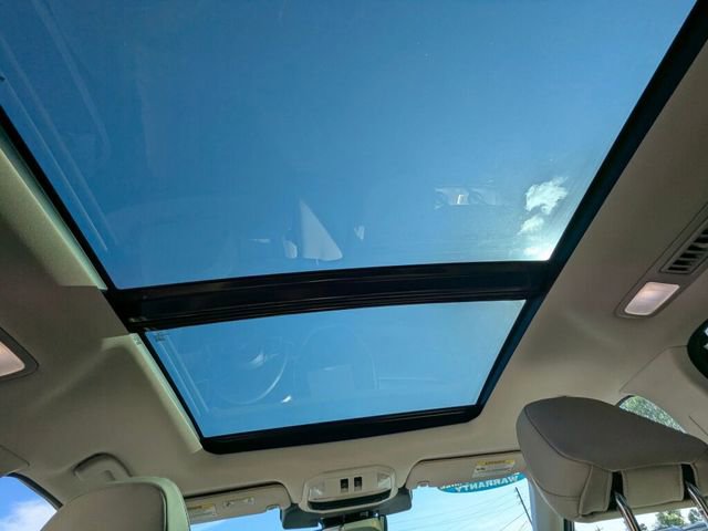 Certified 2025 Subaru Ascent Limited w/ Popular Package #1 image 18