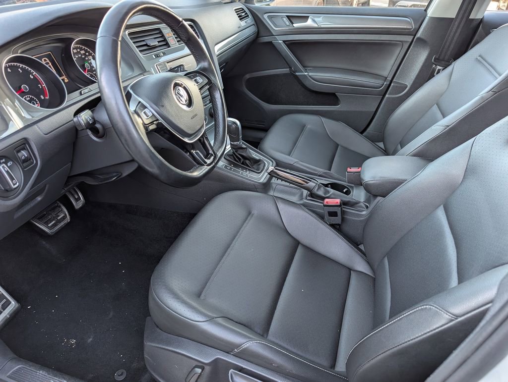 Used 2017 Volkswagen Golf Alltrack SE image 12