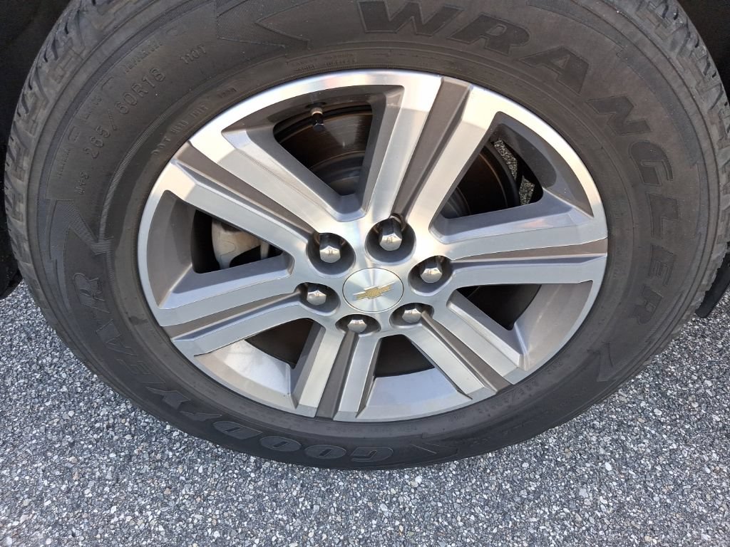Used 2016 Chevrolet Traverse LT FWD image 17