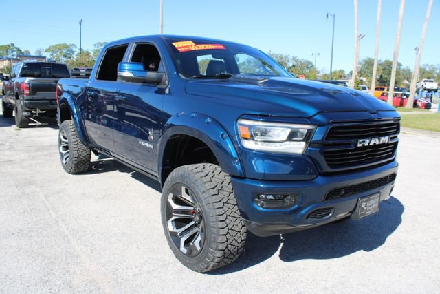 Used 2022 RAM 1500 Laramie w/ Sport Appearance Package image 15