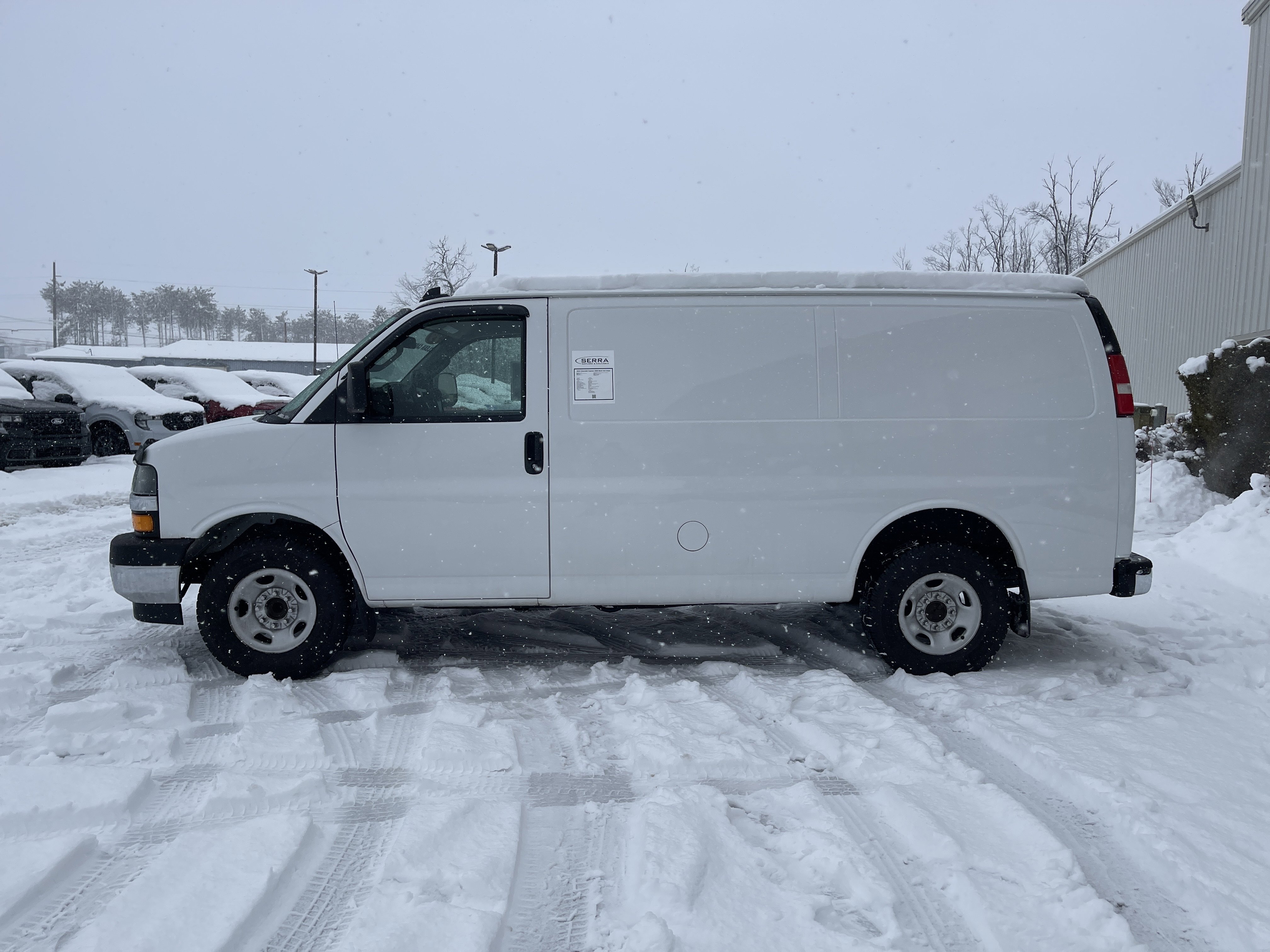 Used 2019 Chevrolet Express 2500 image 6