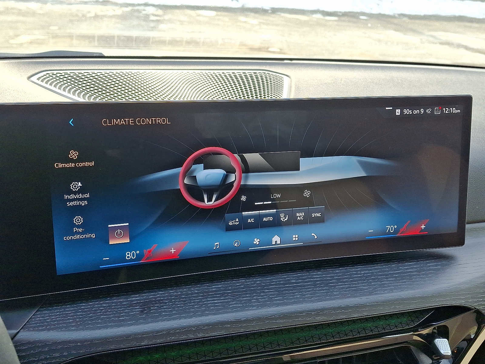 Used 2025 BMW 330i xDrive Sedan w/ M Sport Package image 16