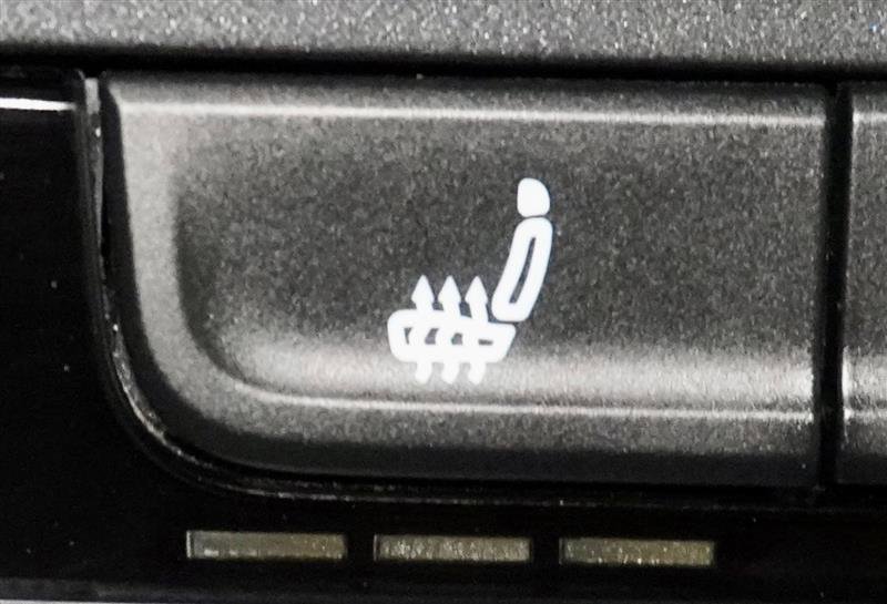 Used 2018 Volkswagen Tiguan SEL image 22