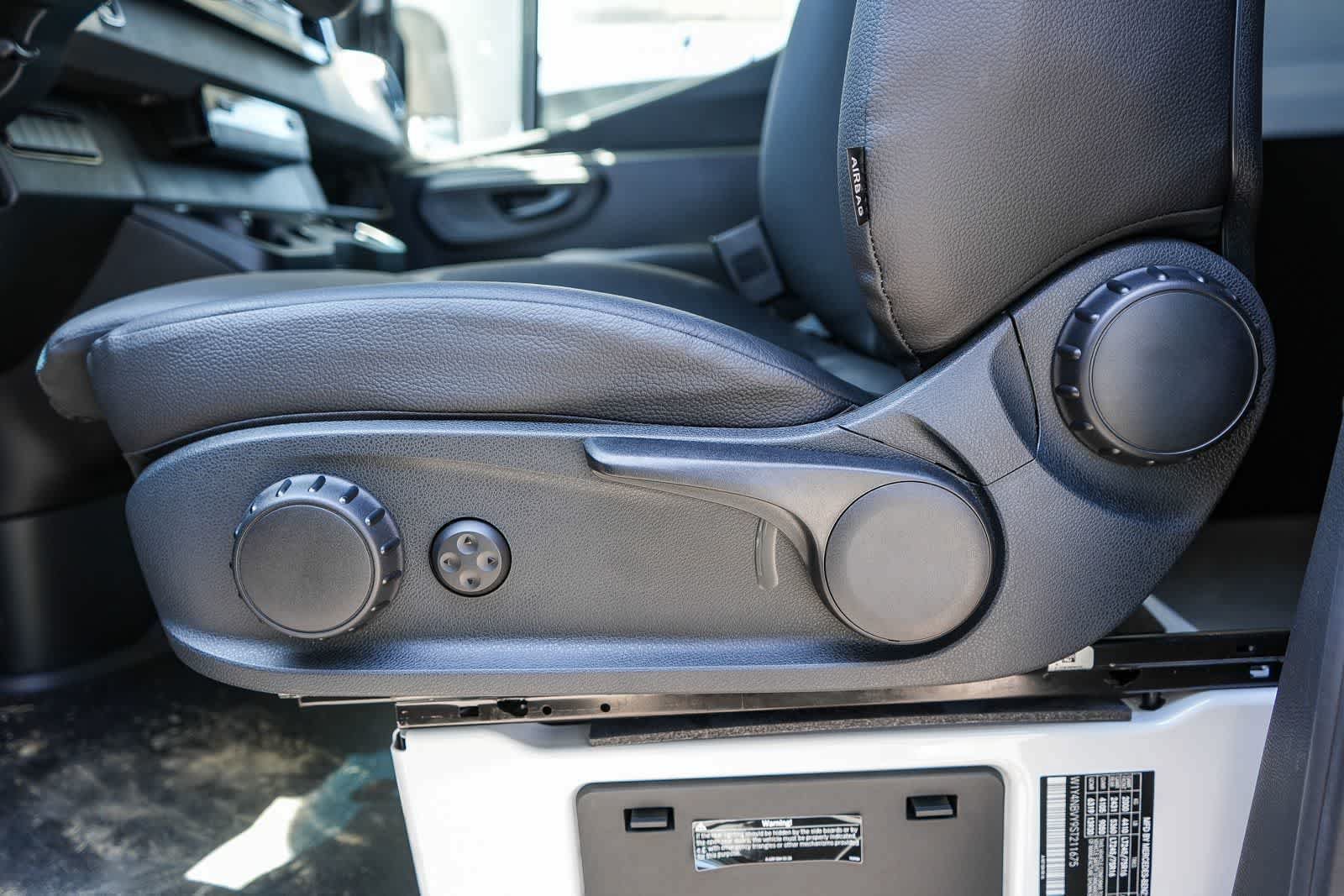 New 2025 Mercedes-Benz Sprinter 2500 image 22