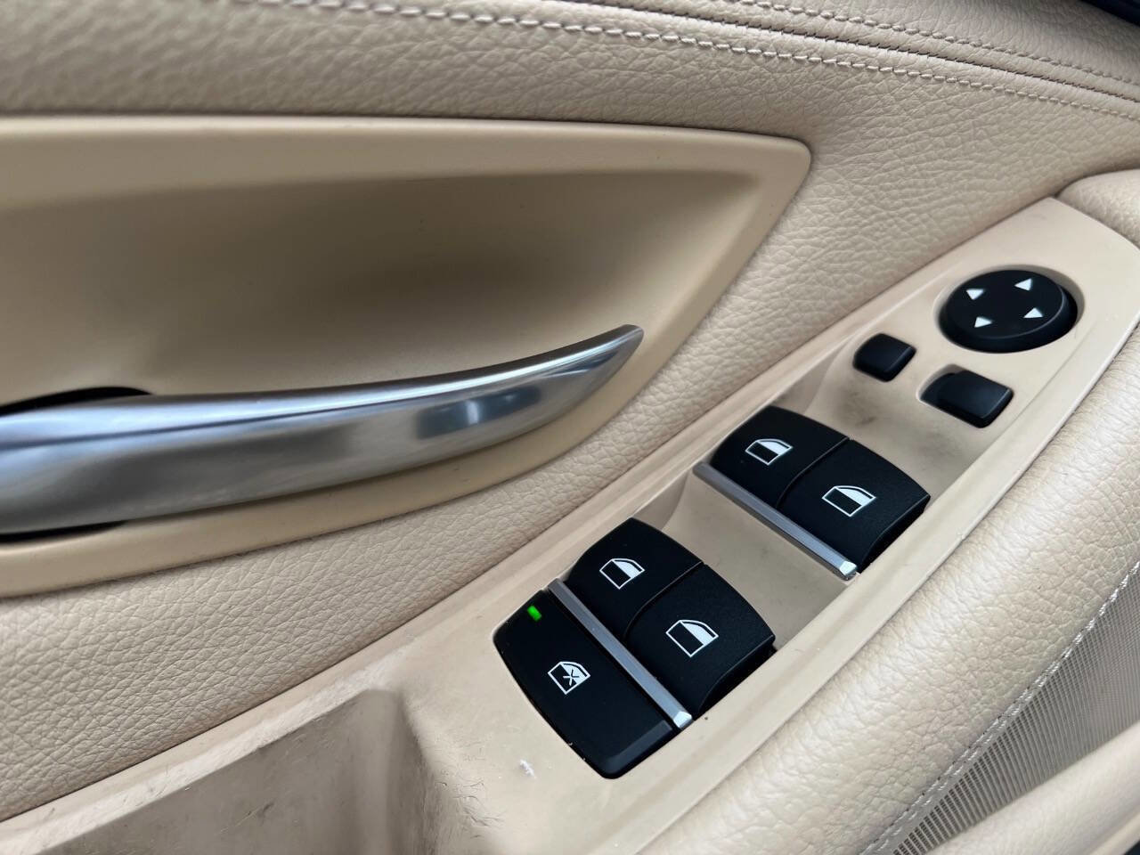 Used 2015 BMW 528i xDrive Sedan image 10