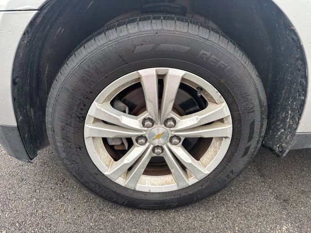 Used 2015 Chevrolet Equinox LS FWD image 9