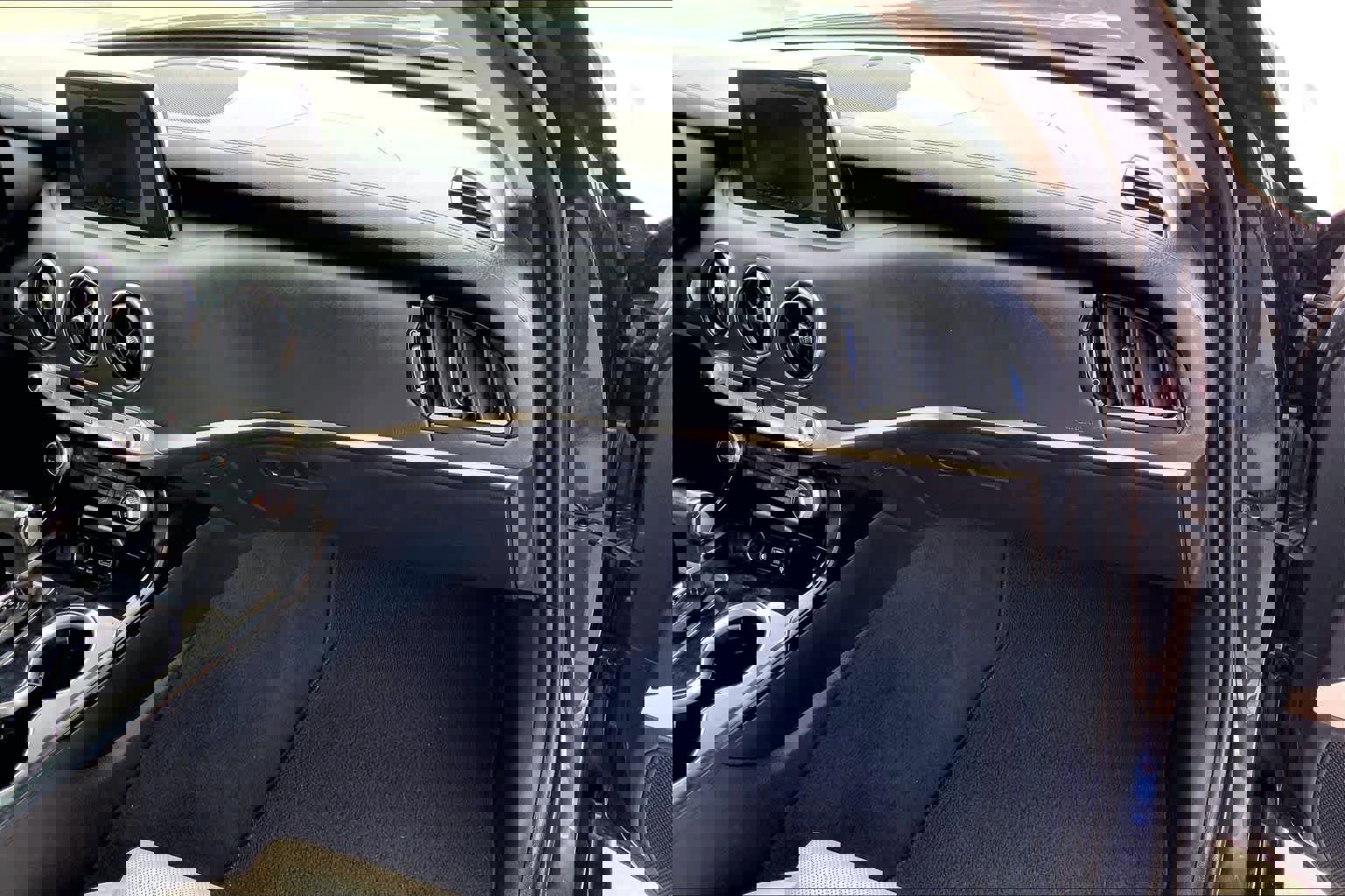 Used 2019 Kia Stinger Premium image 19