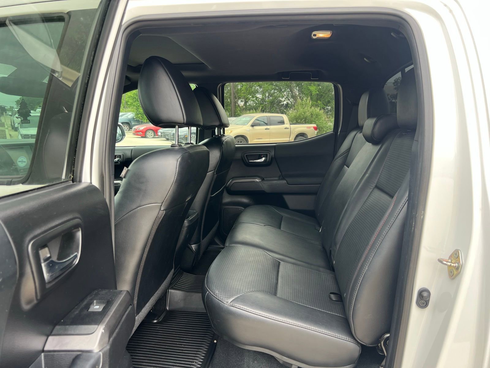 Used 2019 Toyota Tacoma TRD Pro AWD/4WD image 18