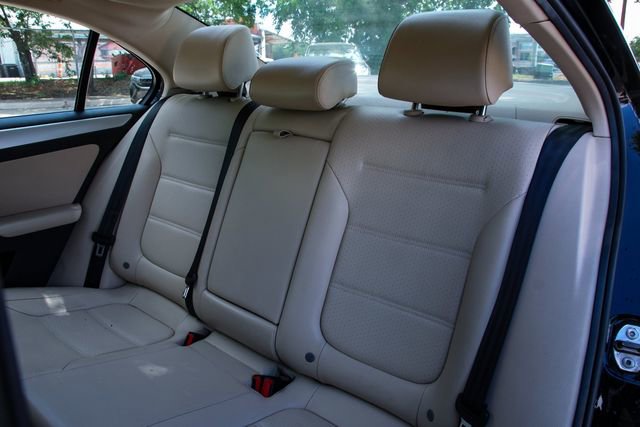 Used 2014 Volkswagen Jetta SE image 39