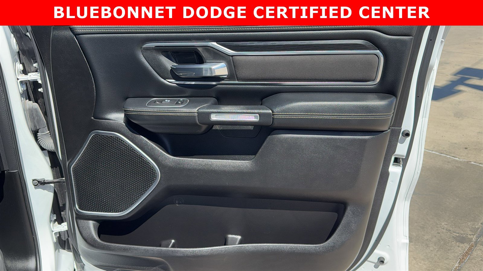 Used 2023 RAM 1500 Laramie w/ Off Road Group AWD/4WD image 33