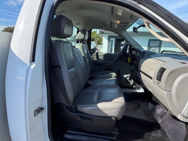 Used 2009 GMC Sierra 3500 W/T image 18