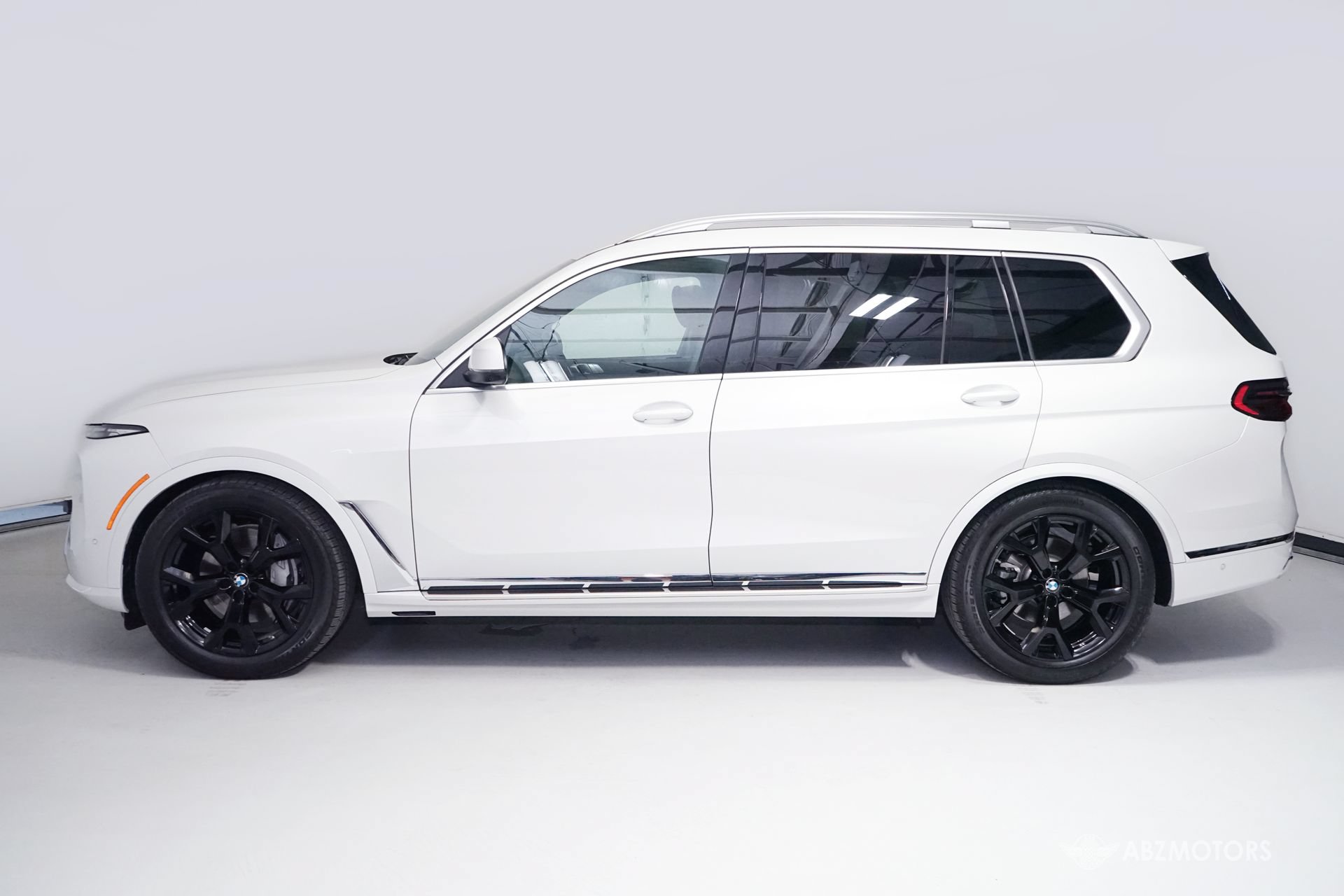 Used 2026 BMW X7 xDrive40i AWD/4WD image 4