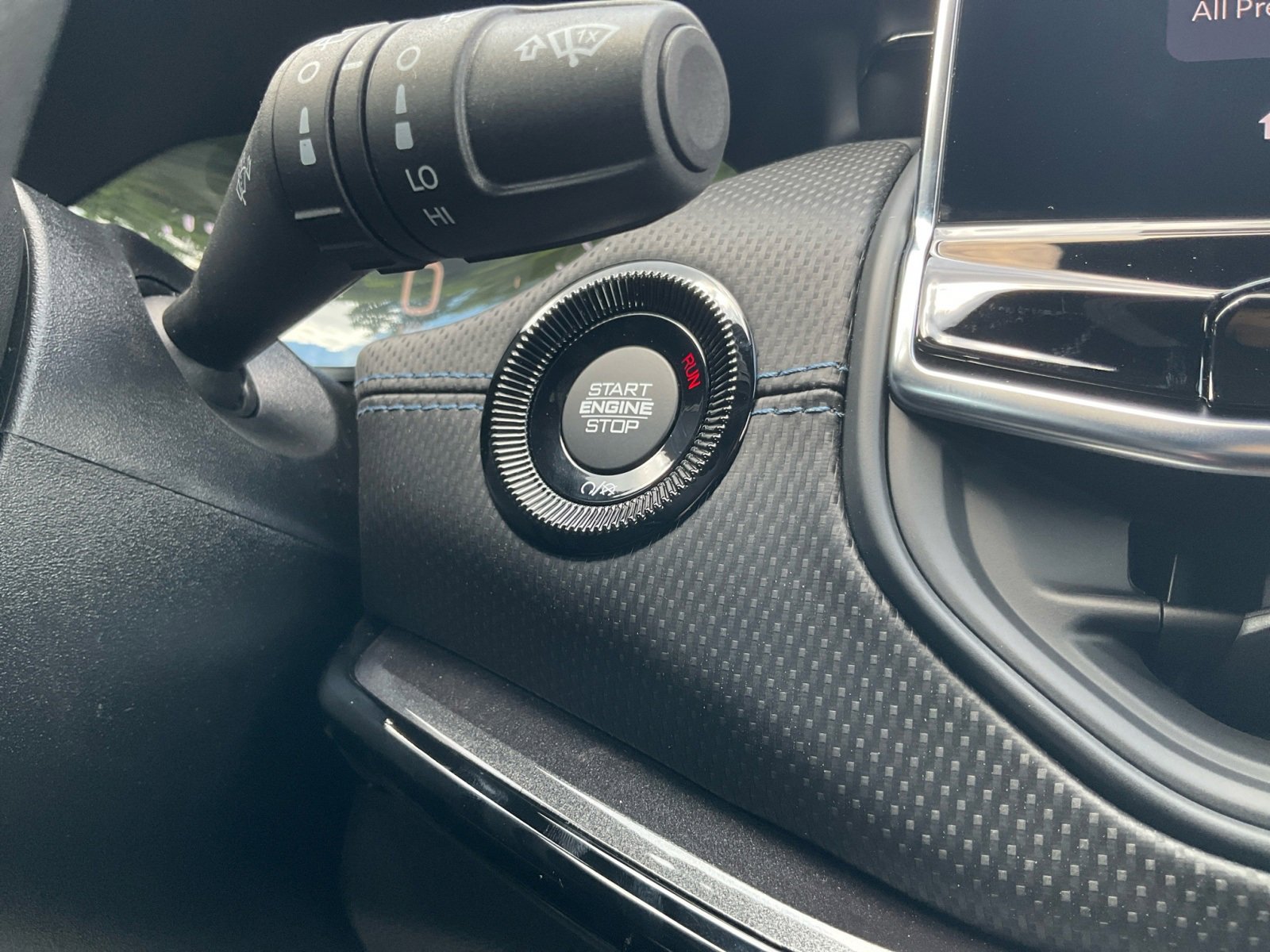 New 2025 Jeep Compass Limited w/ Sun & Sound Group image 21