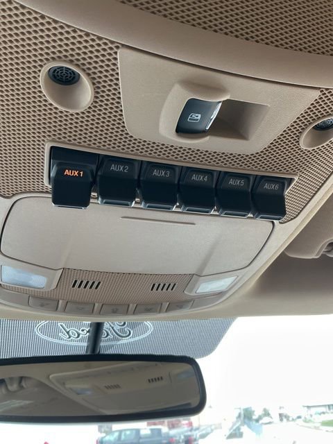 Used 2017 Ford F250 Lariat w/ Chrome Package image 17