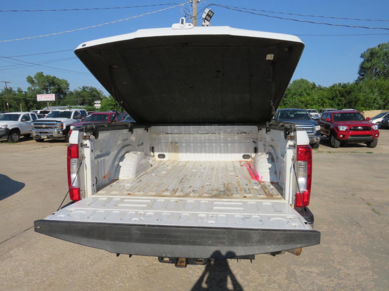 Used 2018 Ford F250 XL w/ Power Equipment Group AWD/4WD image 13