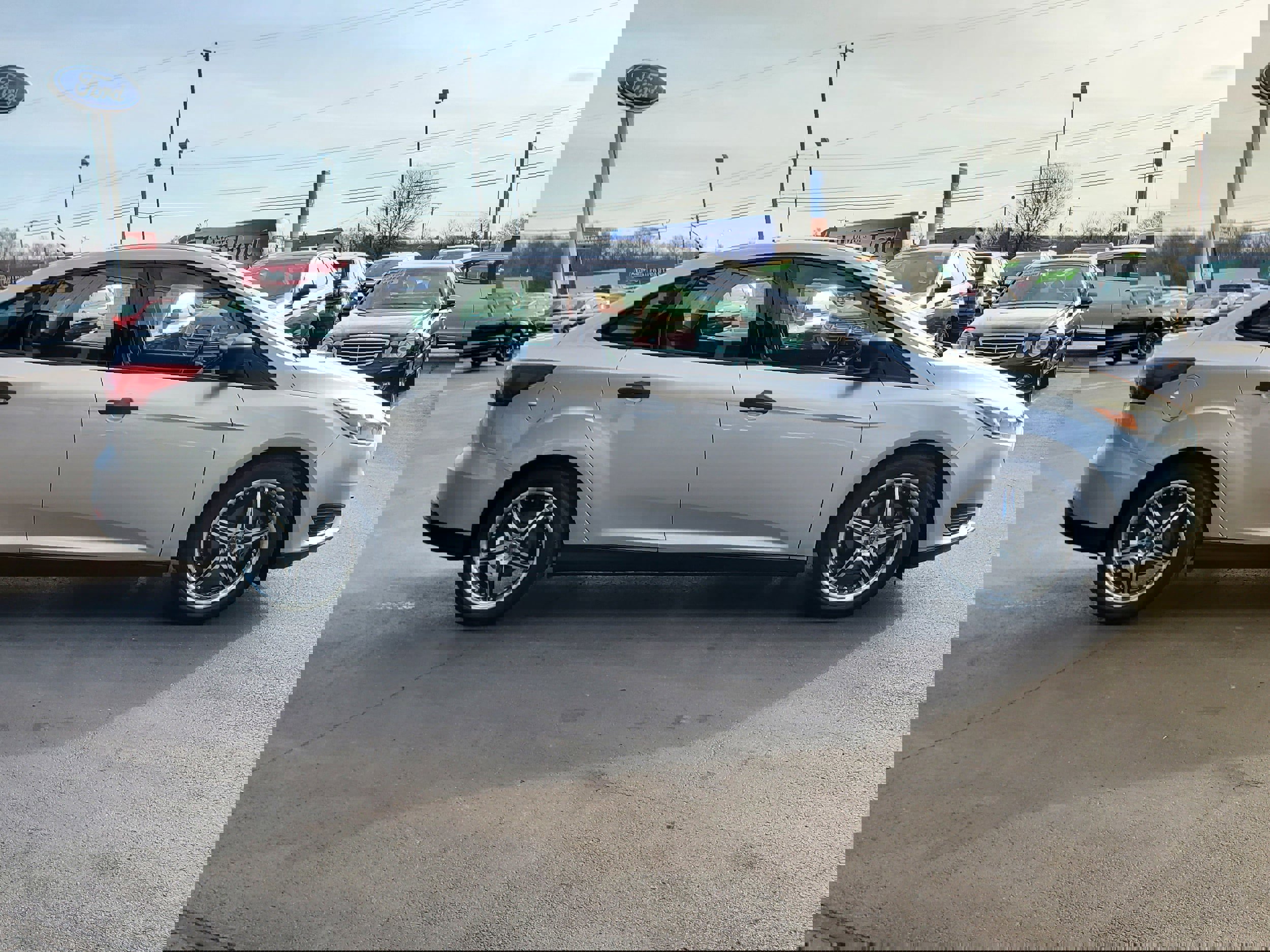 Used 2017 Ford Focus S image 5