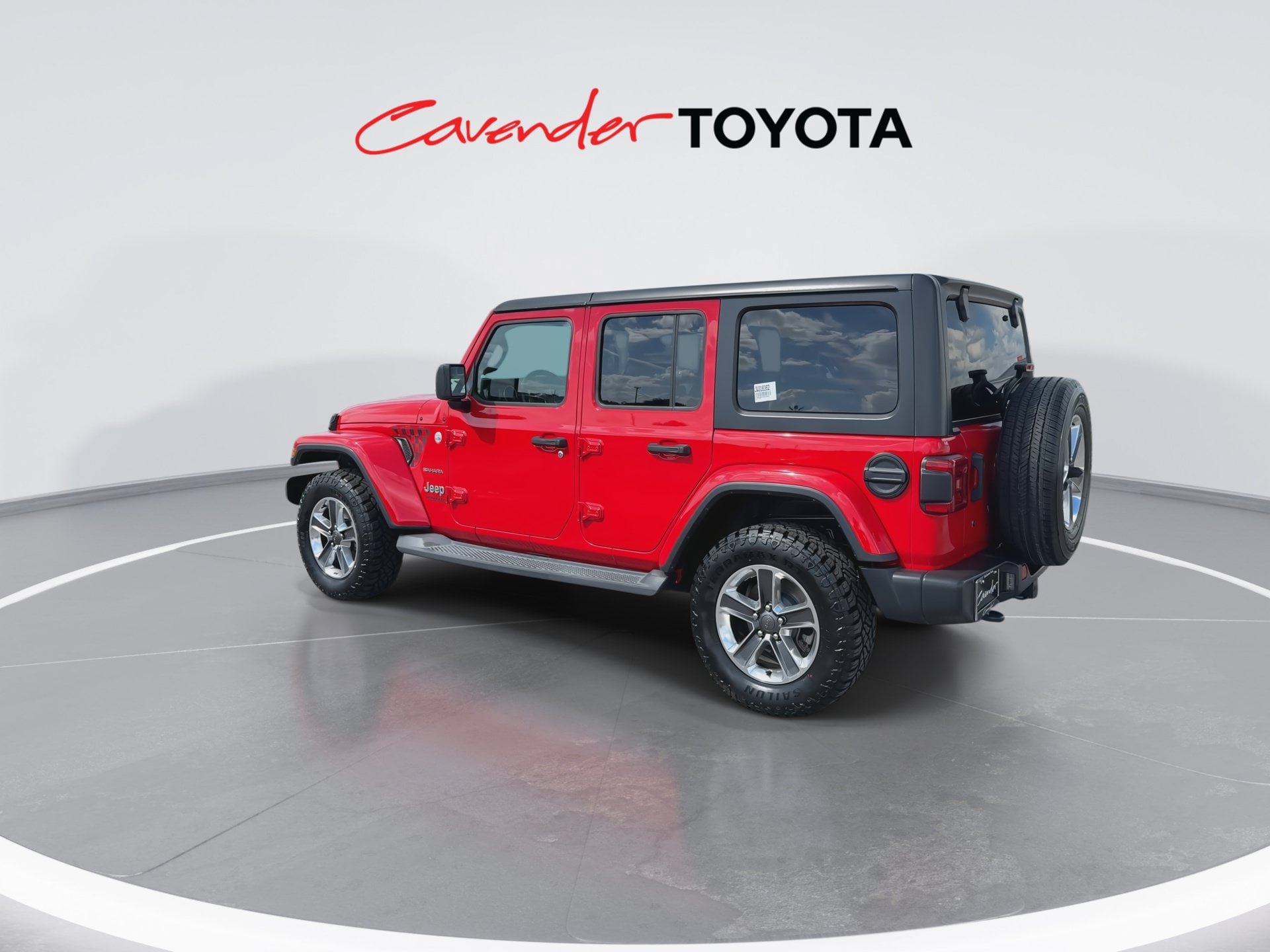 Used 2018 Jeep Wrangler Unlimited Sahara w/ LED Lighting Group AWD/4WD image 6