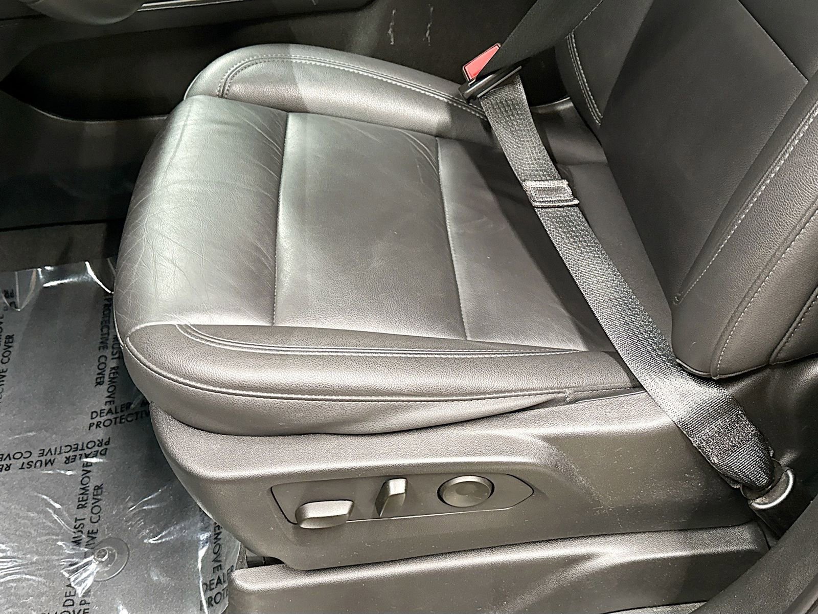 Used 2024 Chevrolet Tahoe LT AWD/4WD image 22