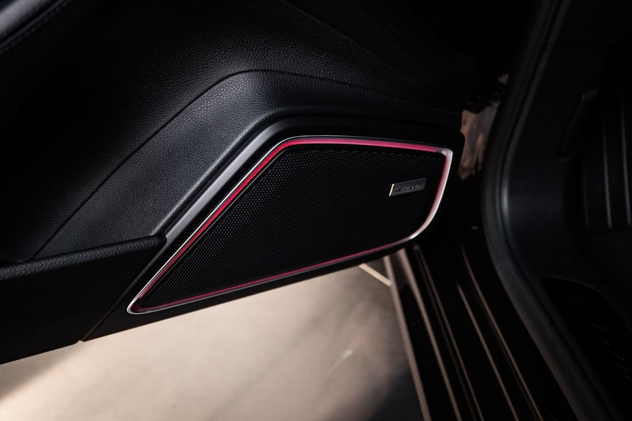 Certified 2023 Porsche Panamera Platinum Edition RWD image 21