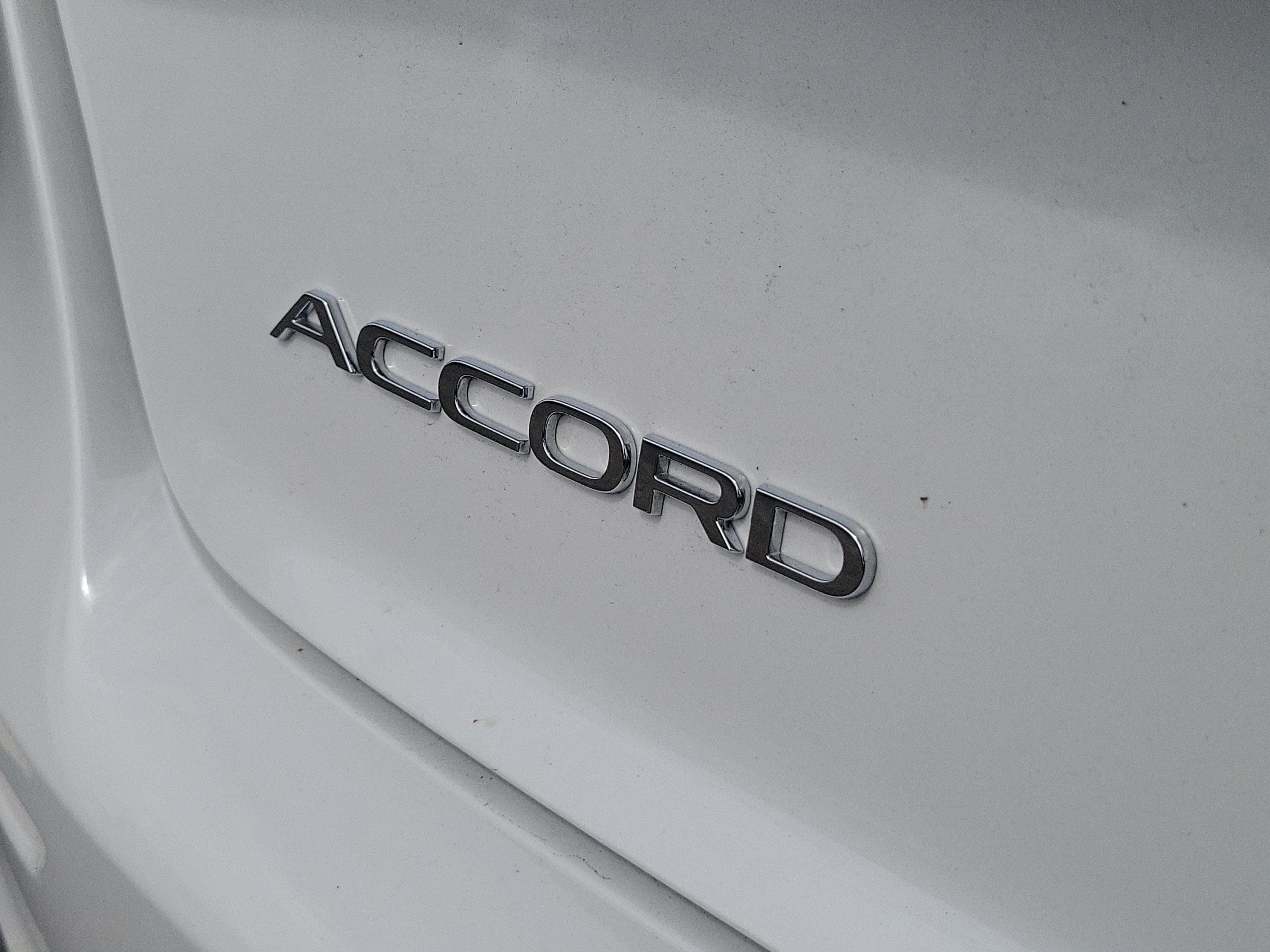 Used 2024 Honda Accord EX image 10