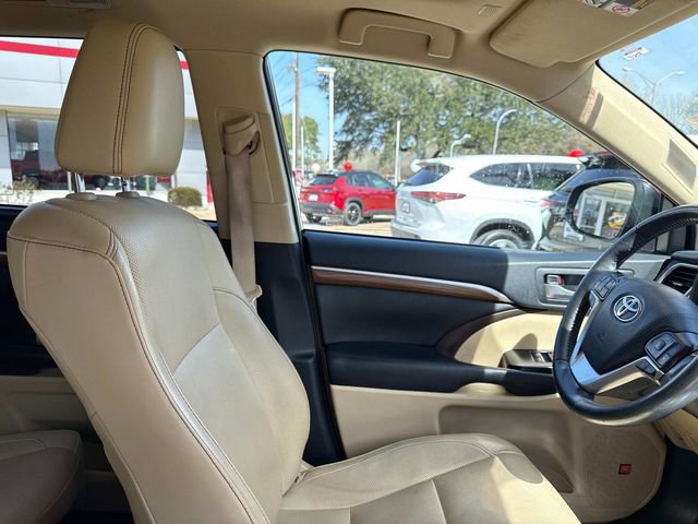 Used 2019 Toyota Highlander Limited Platinum image 50