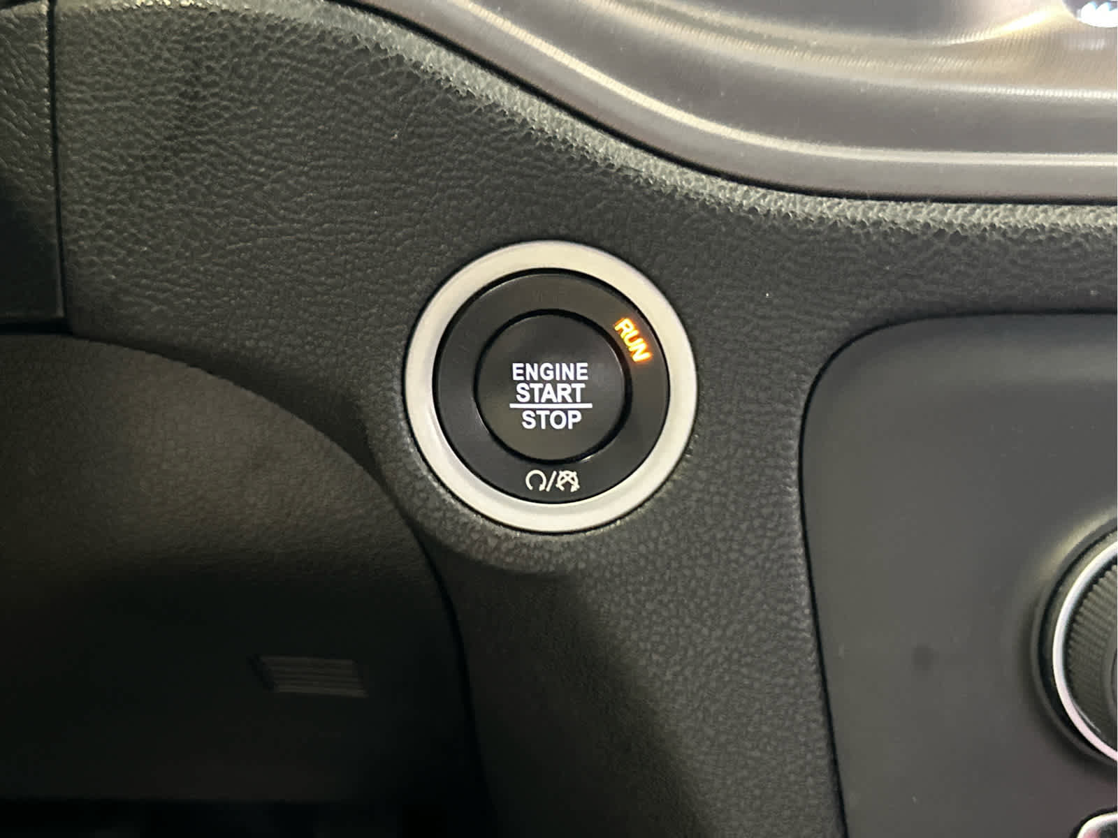 Used 2023 Dodge Charger GT image 40