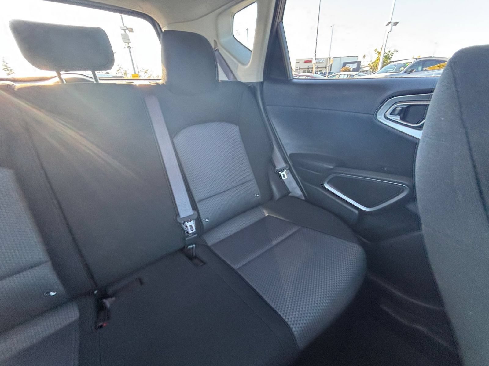 Used 2025 Kia Soul LX w/ LX Technology Package FWD image 34