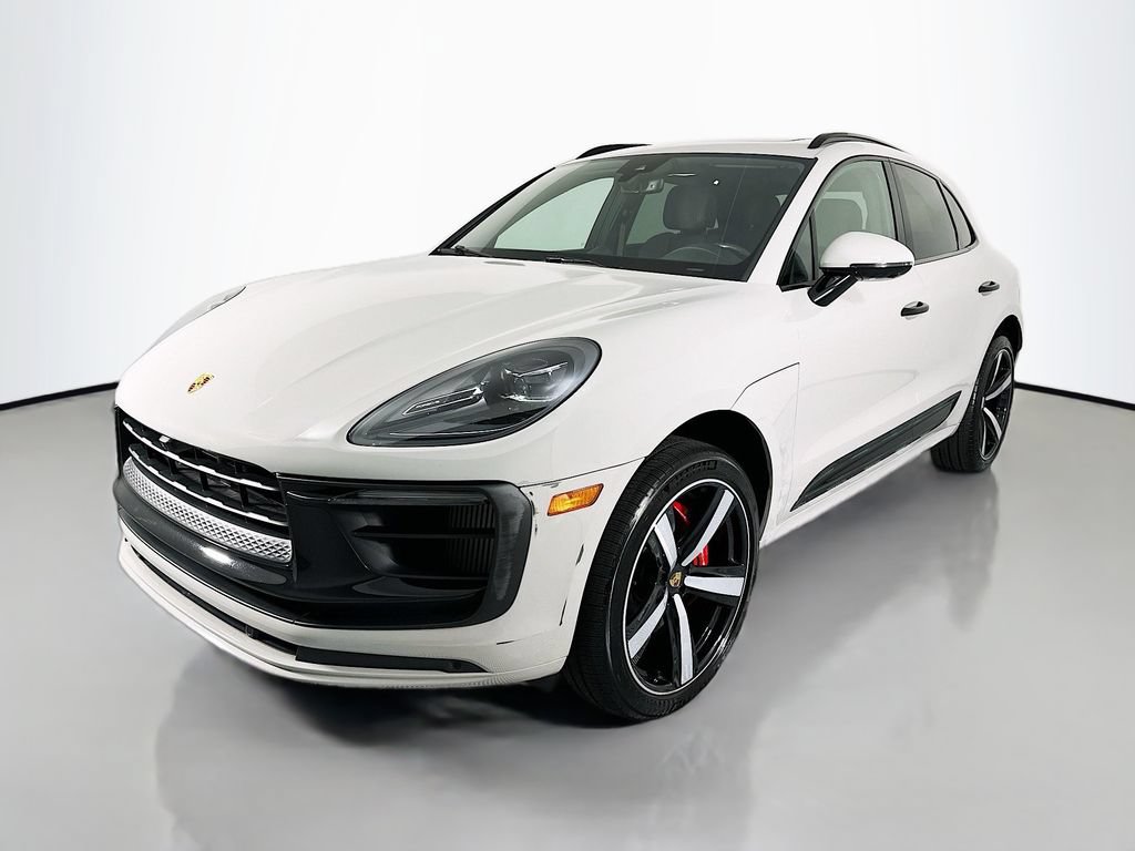 Certified 2022 Porsche Macan S AWD/4WD image 1