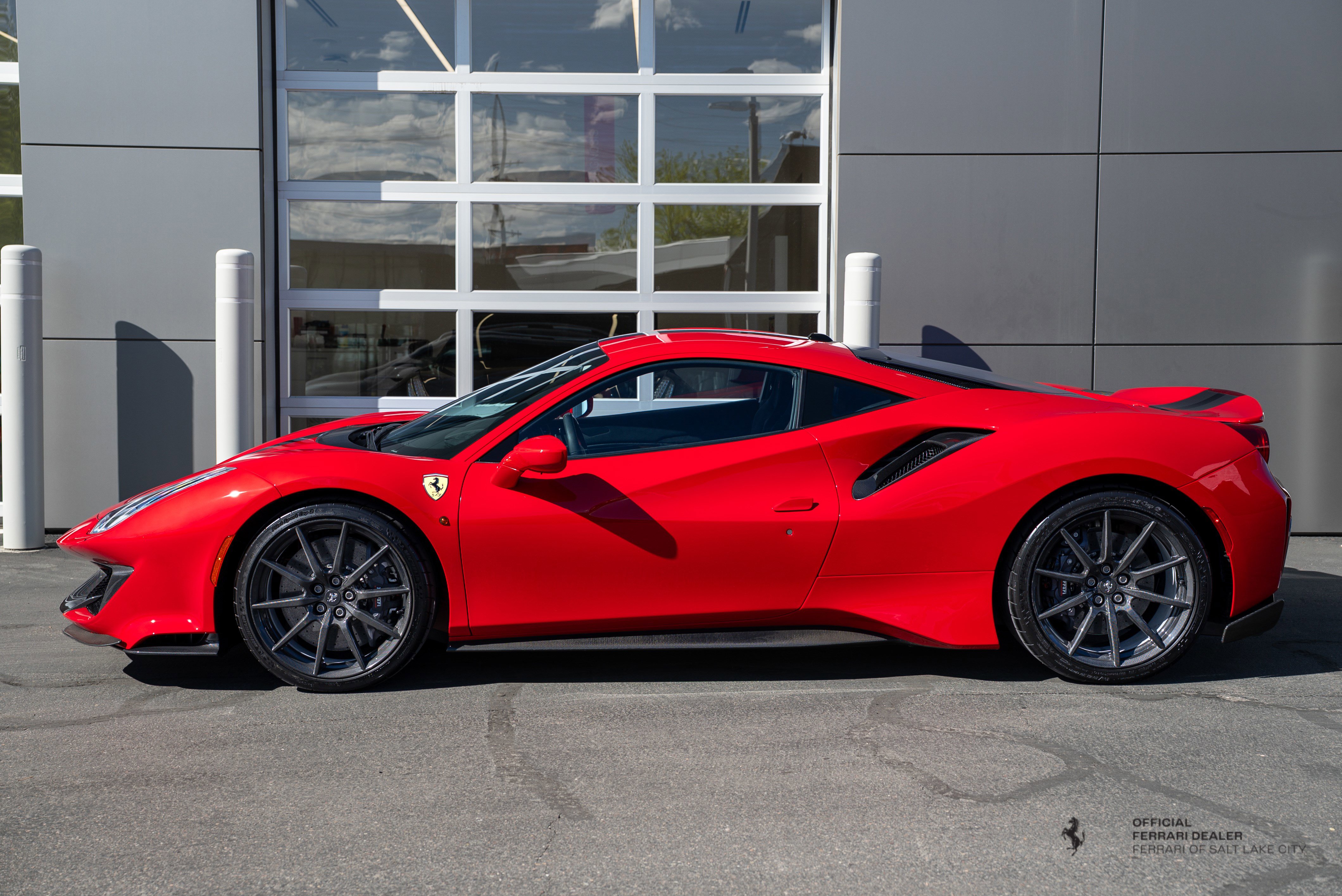 Certified 2020 Ferrari 488 Pista Coupe image 3