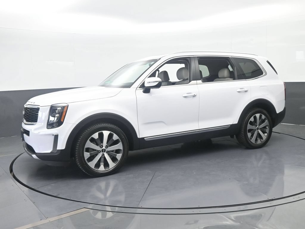 Used 2022 Kia Telluride EX w/ EX Premium Package AWD/4WD image 2
