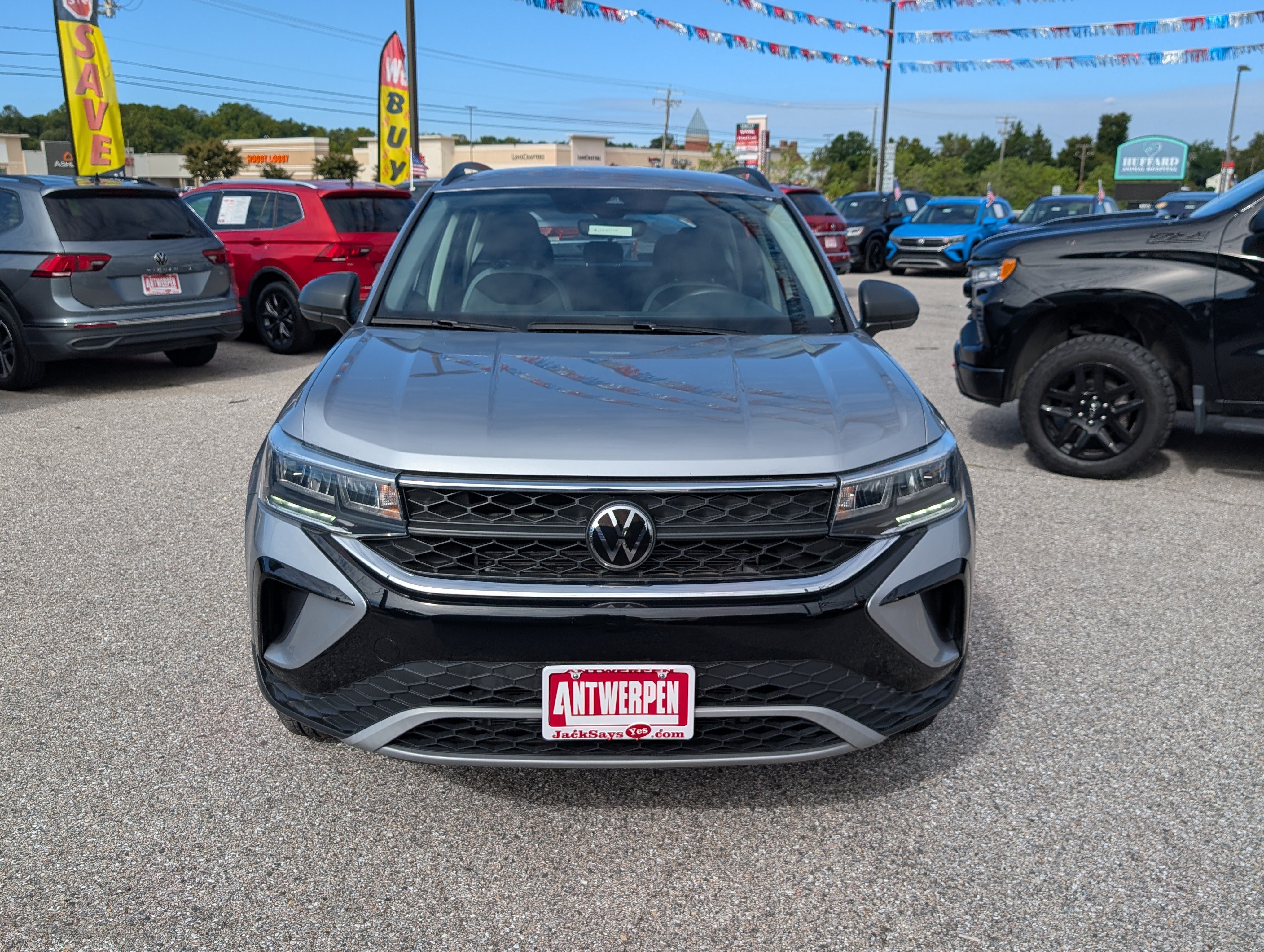 Used 2024 Volkswagen Taos S AWD/4WD image 8