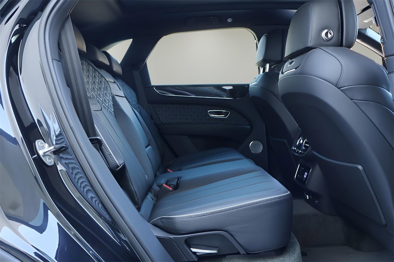 Certified 2023 Bentley Bentayga Speed image 19